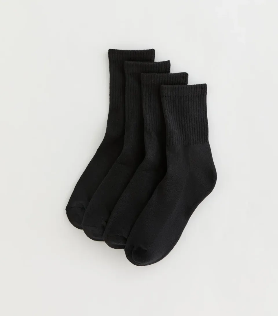 Pack of 4 Black Plain Ribbed Tube Socks