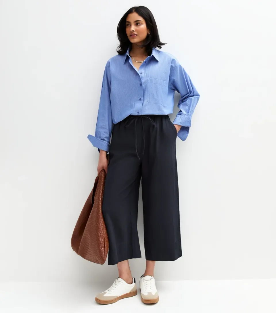 Women's Navy Linen Blend Cropped Trousers