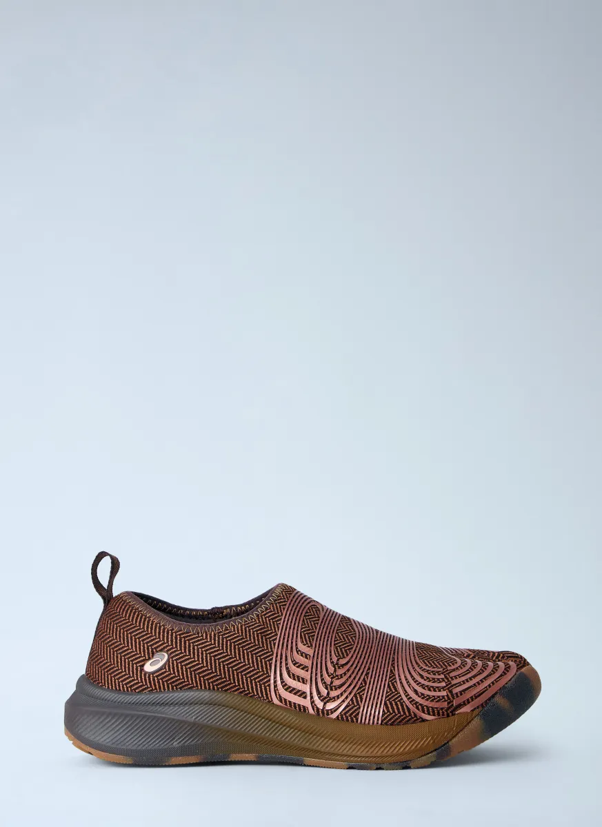 Lysa FF Tabi Sneakers