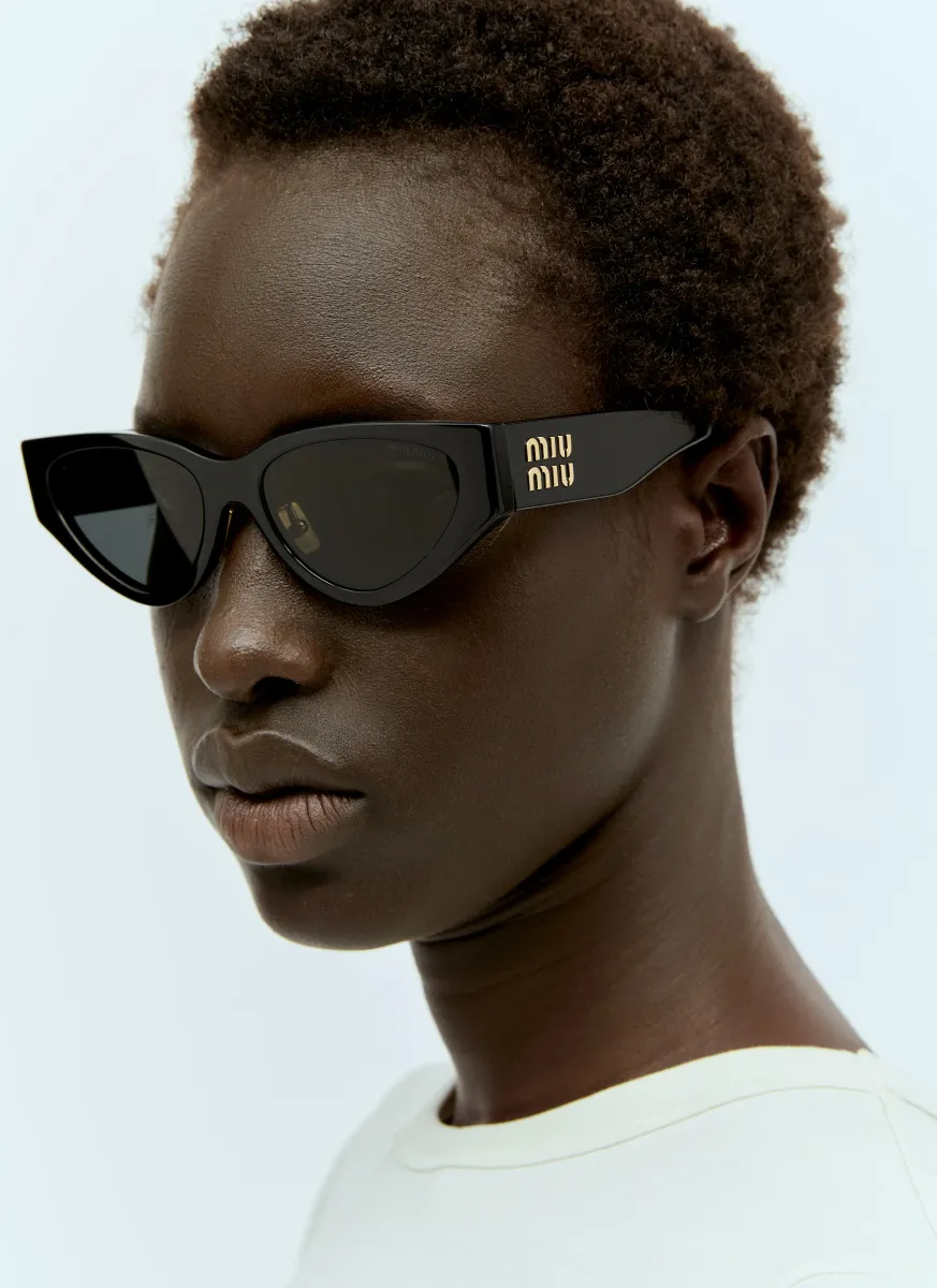 Logo Plaque Sunglasses