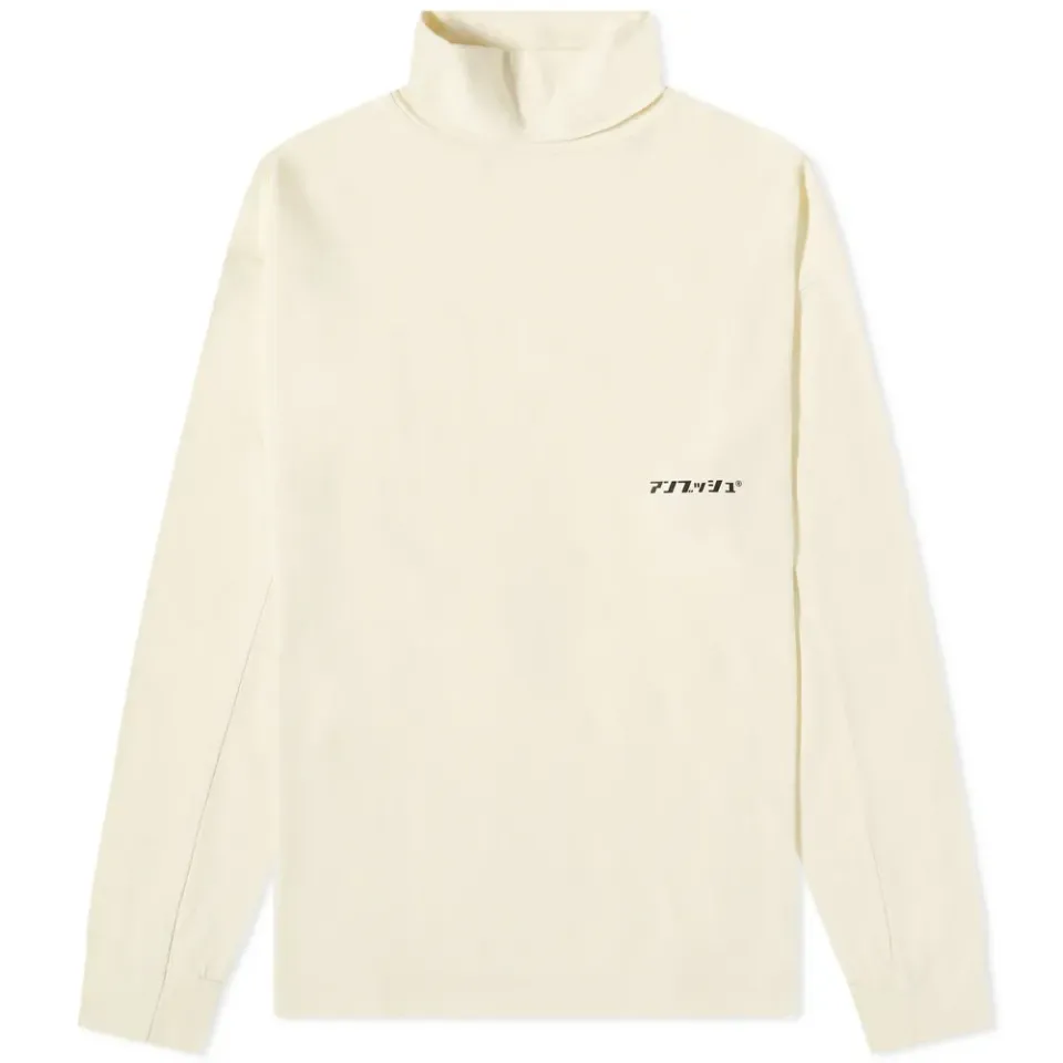 Long Sleeve Emblem Logo Turtleneck T-Shirt