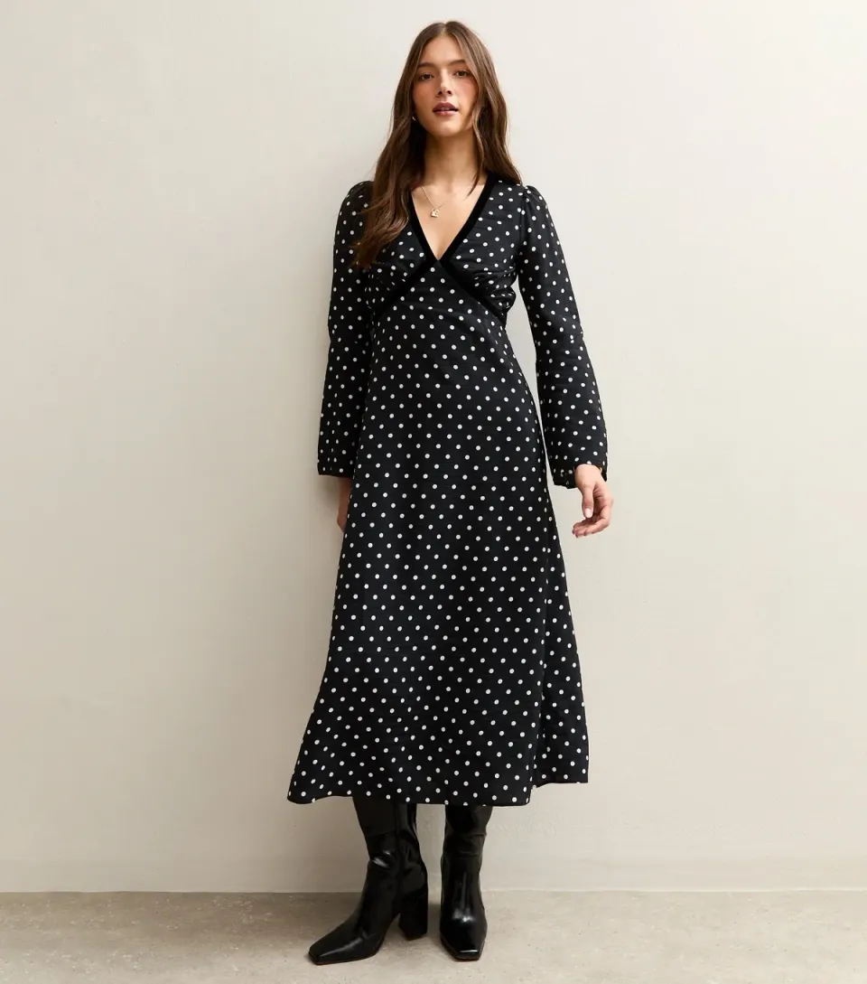 Women's Black Polka Dot Flared Sleeve Velvet Detail Midi Dress