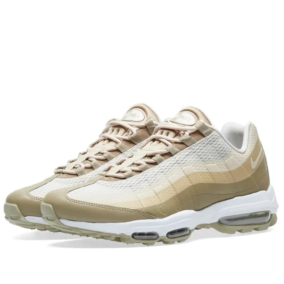 Air Max 95 Ultra Essential