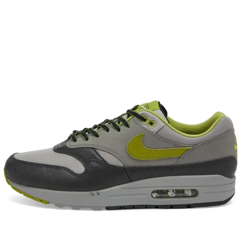 x HUF Air Max 1 SP