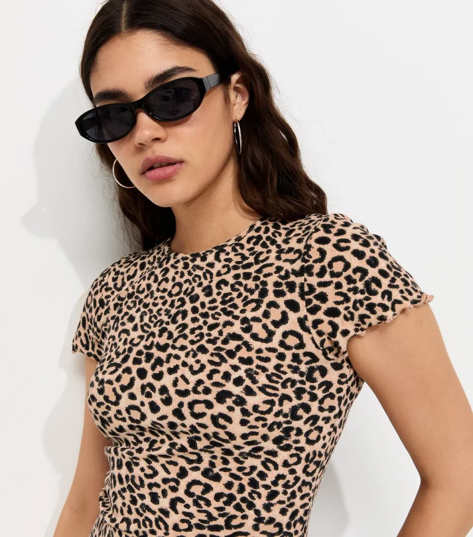 Women's Brown Cotton Rich Leopard Print Babylock Baby Tee T-Shirt