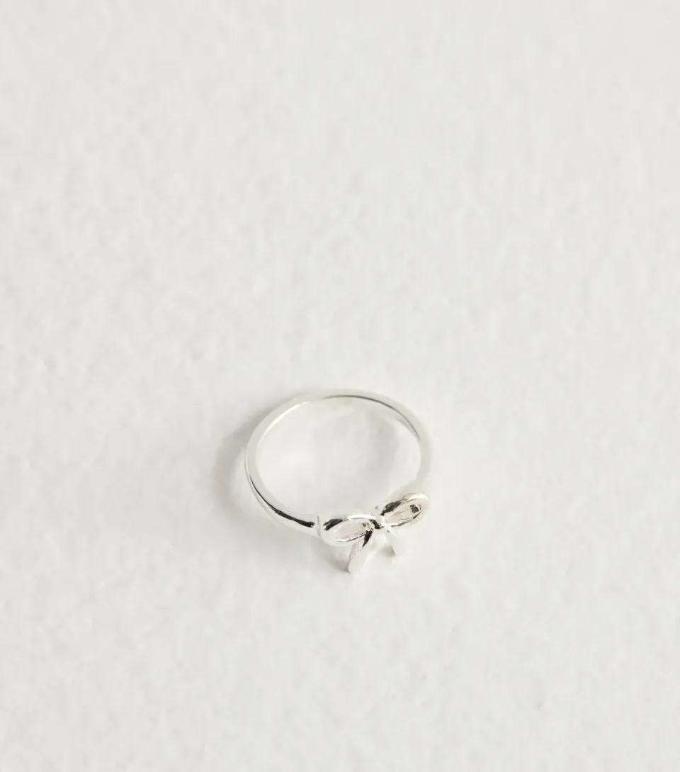 Gold Tone Bow Ring