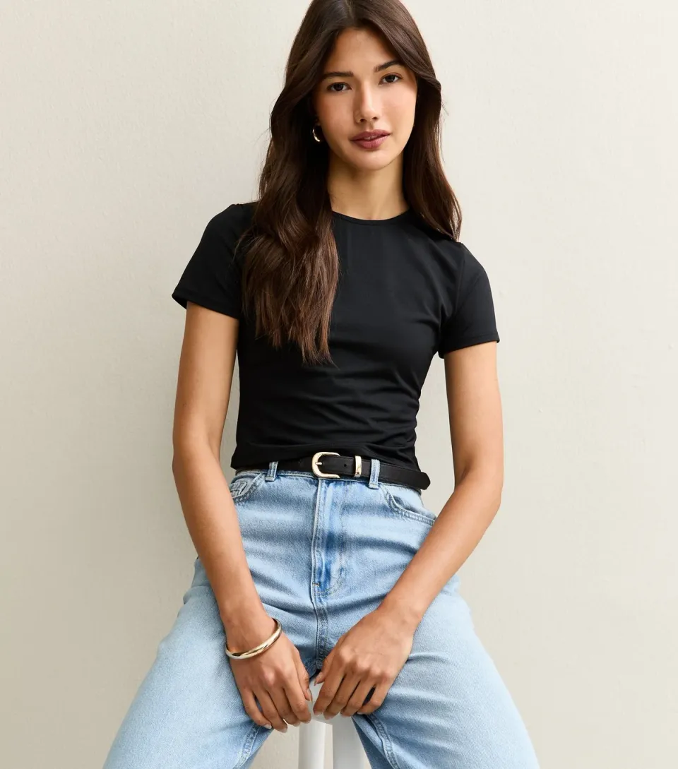 Women's Black Crew Neck Fitted T-shirt