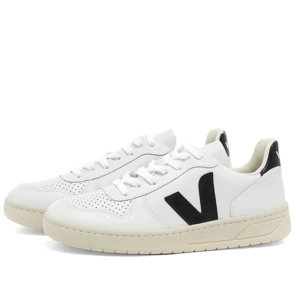 V-10 Sneaker
