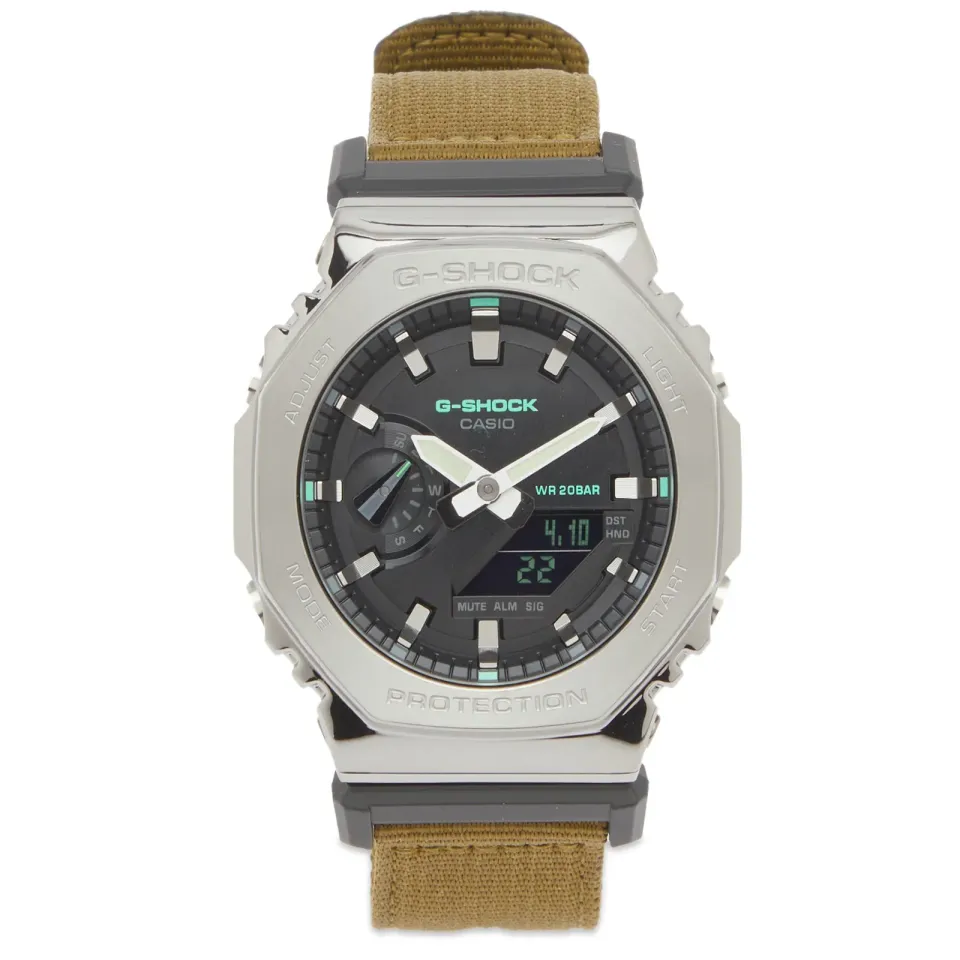 GM-2100CB-3AER Metal Cover Series Watch