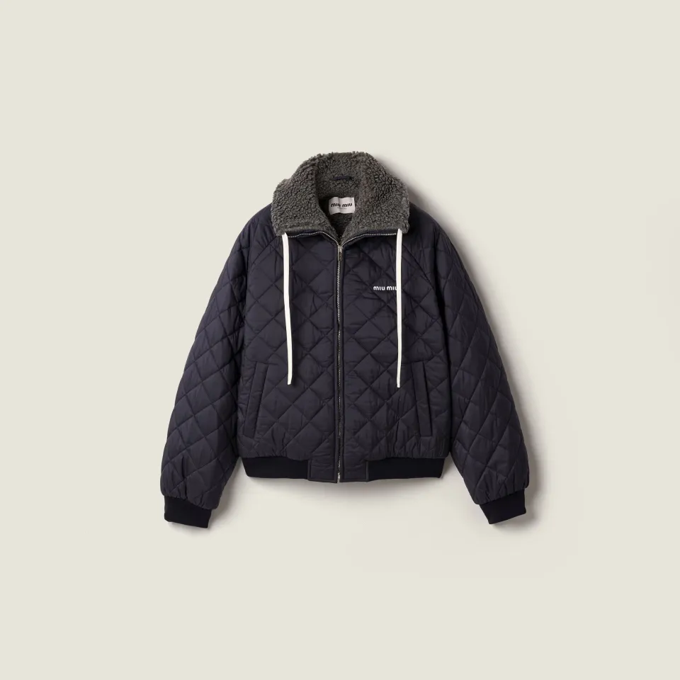 Technical pongé down jacket