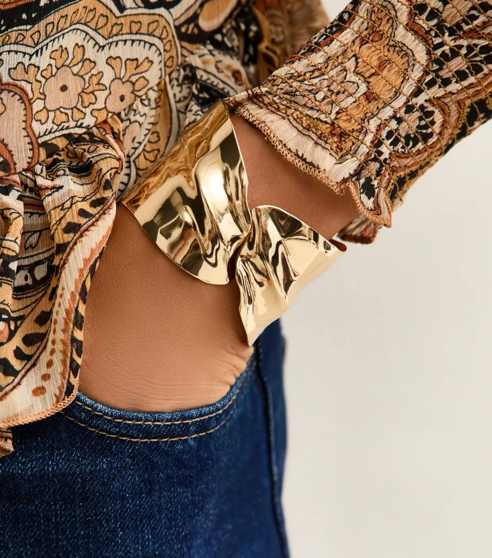 Gold Tone Wrap Wavy Hinge Cuff Bracelet