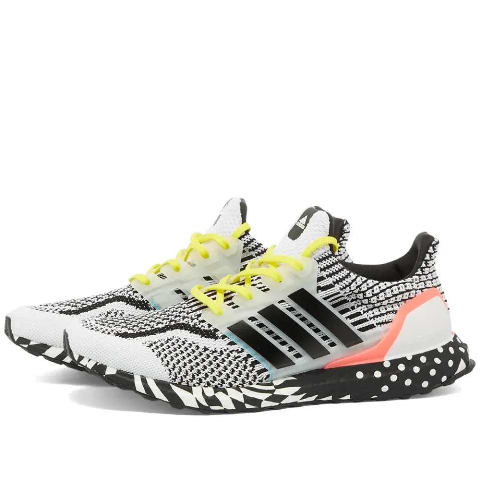 Ultraboost 5.0 DNA