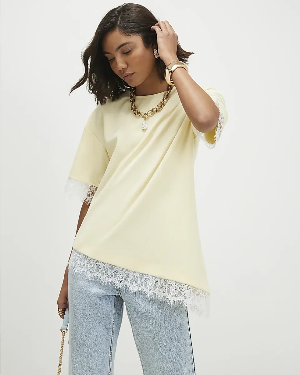 Lace Trim Asymmetric T-Shirt