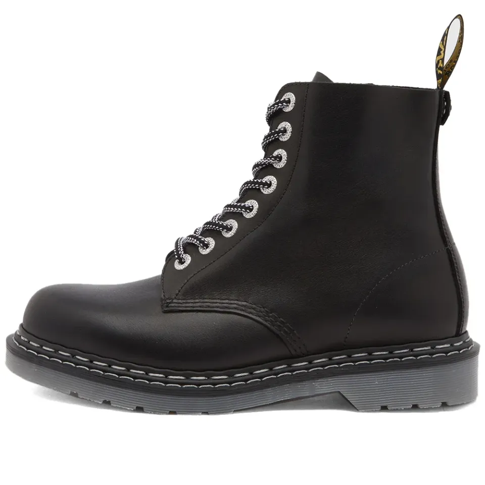 1460 Pascal 8 Eye Boot