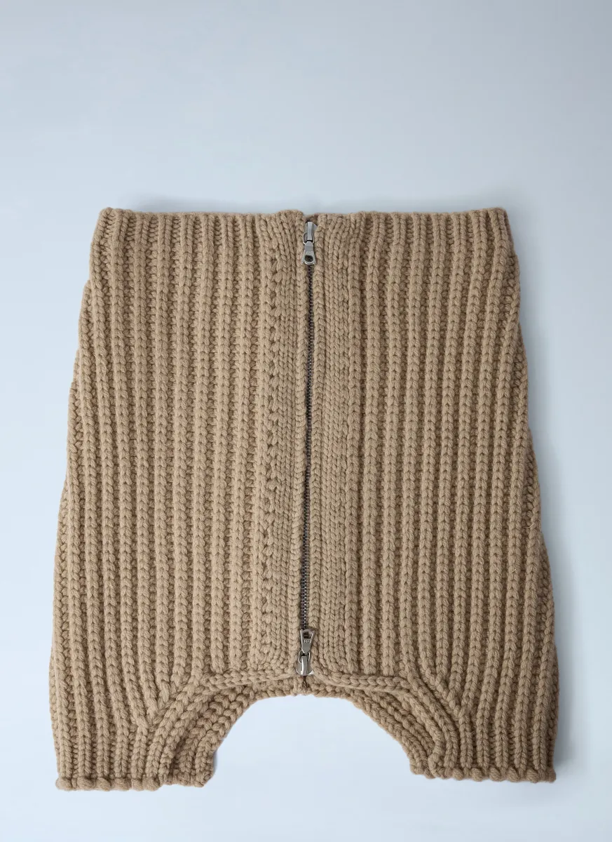 Zip-Up Scarf