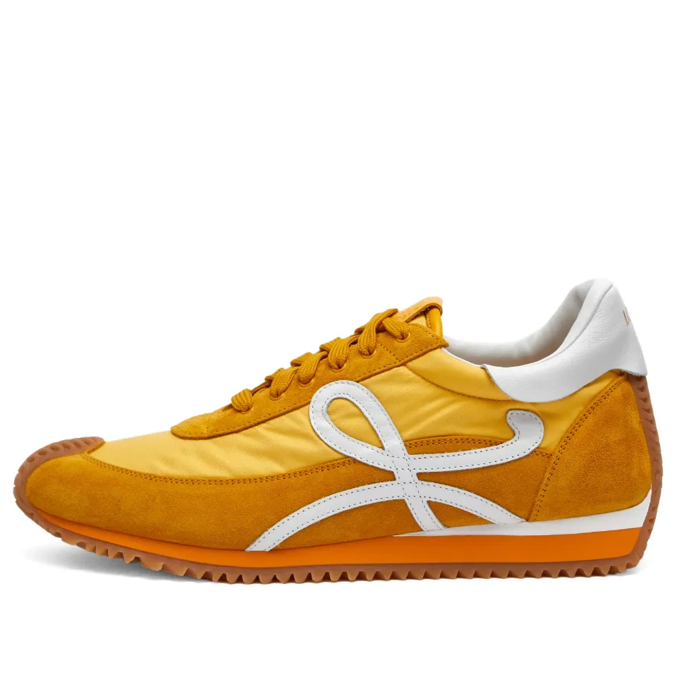 Flow Runner Sneaker