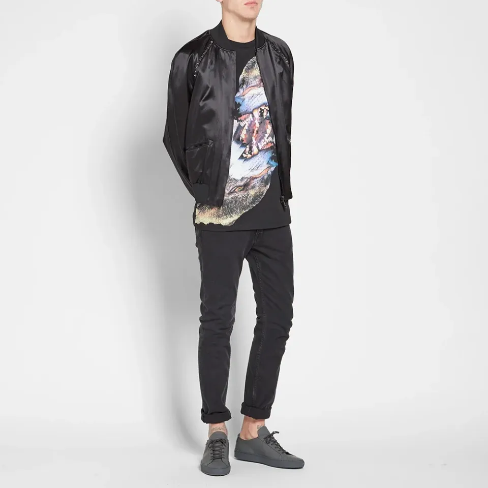 Tobias Tee