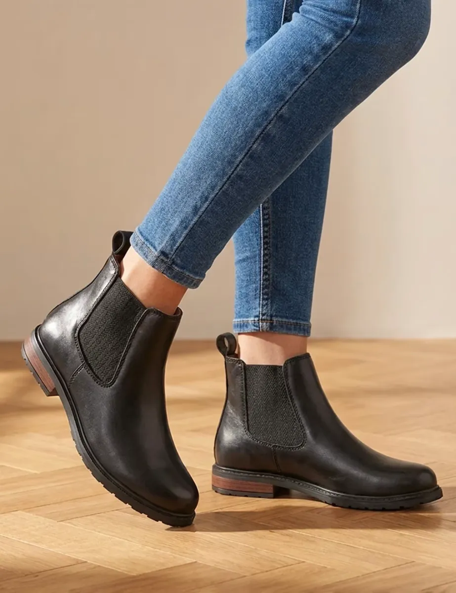 Wide Fit Leather Chelsea Block Heel Boots Black