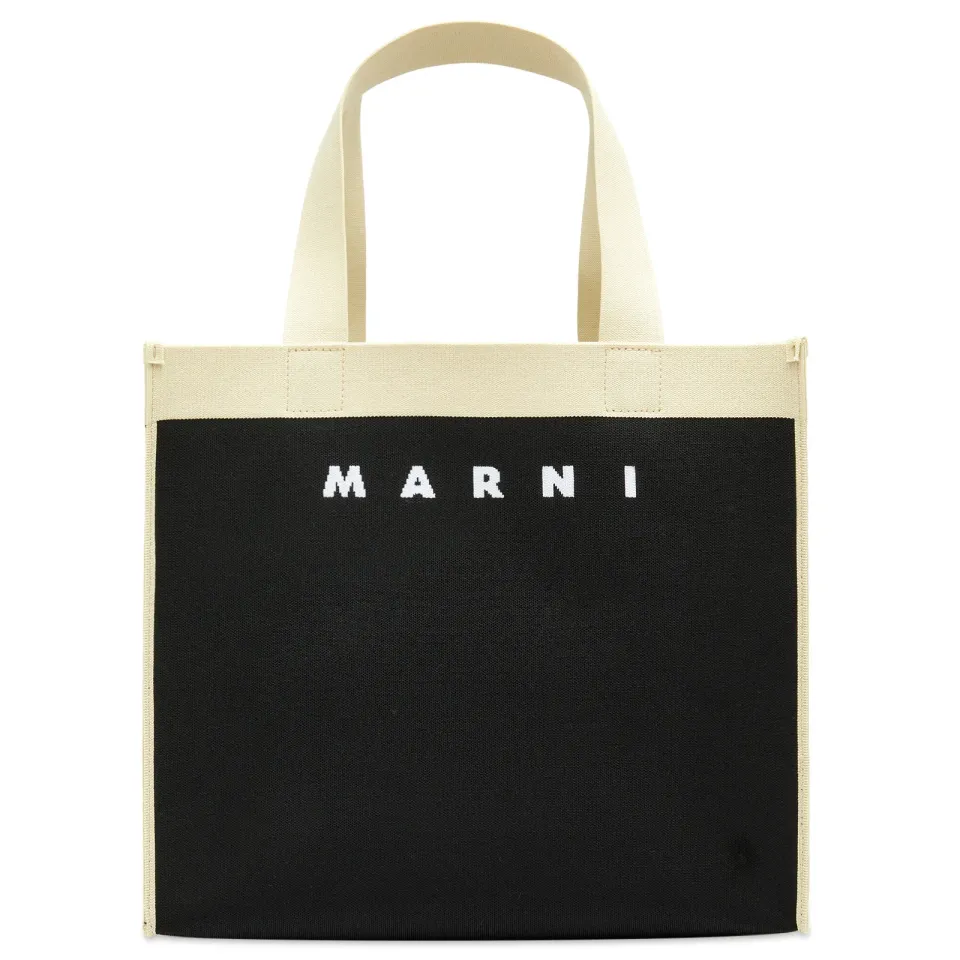 Tote medium