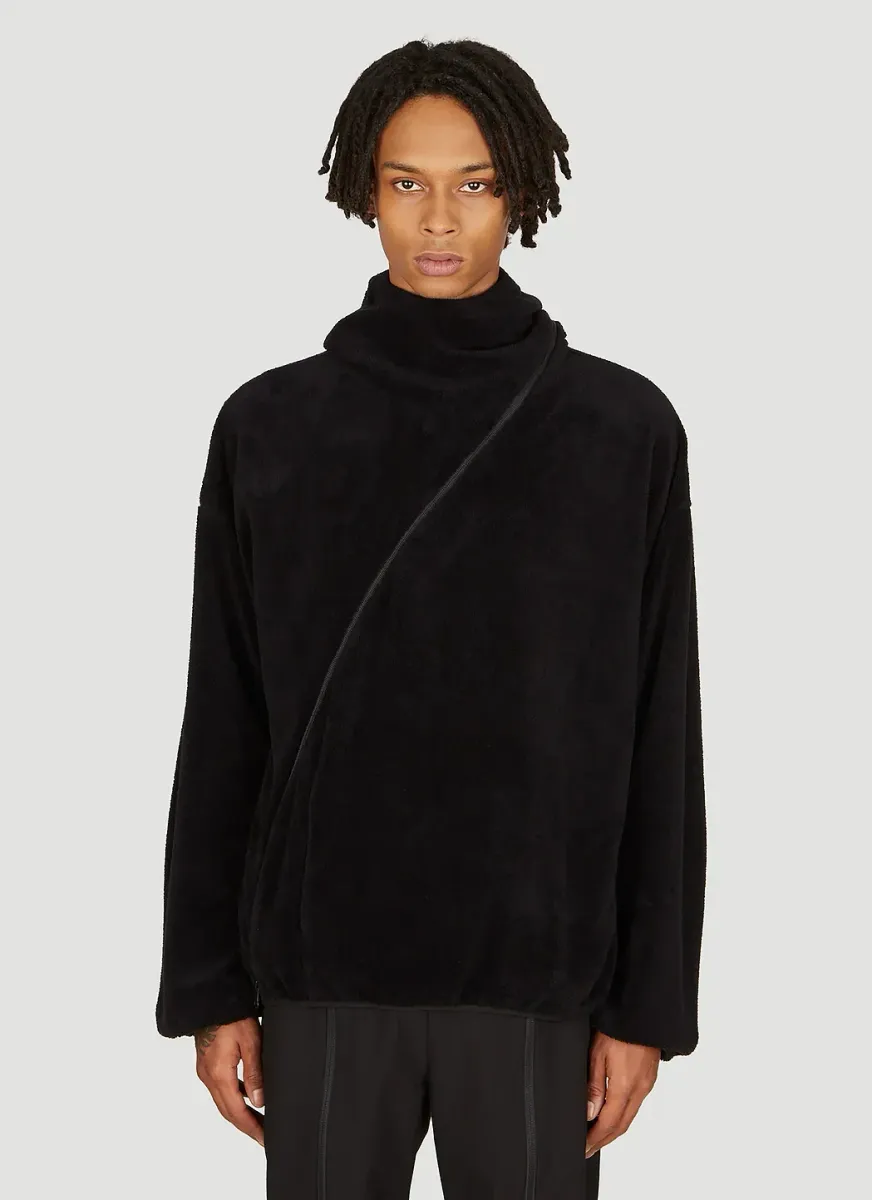 5.1 Hooded Sweatshirt Center