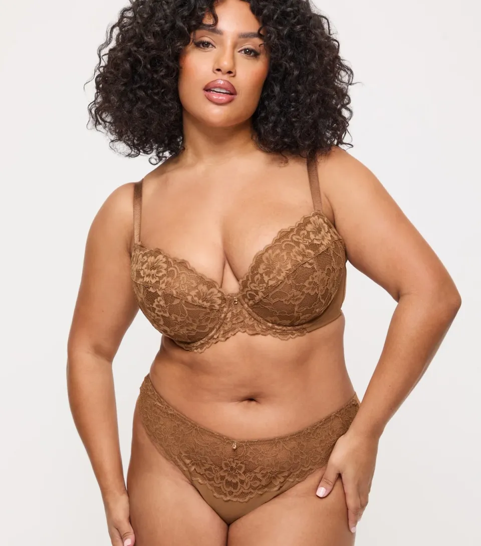 Women's Tan Lace Plunge Bra