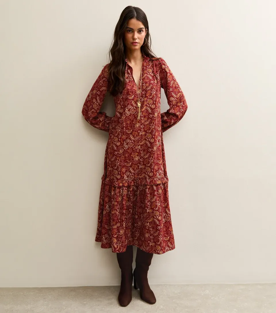 Women's Red Paisley Keyhole Midi Dress