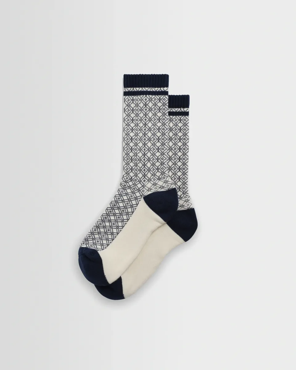Thorpe - Ecru and Navy Diamond Jacquard Socks