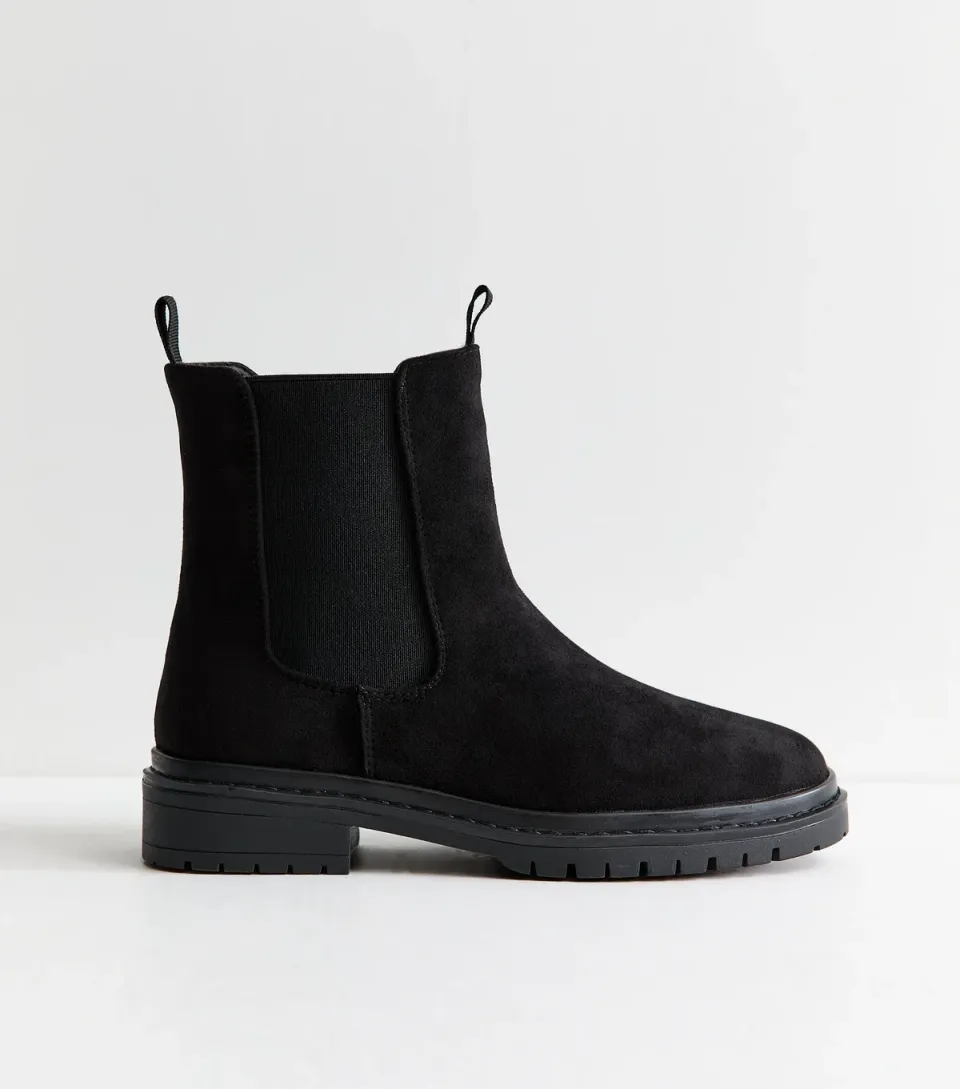 Women's Wide Fit Black Faux Suede Flat Chelsea Boots Vegan