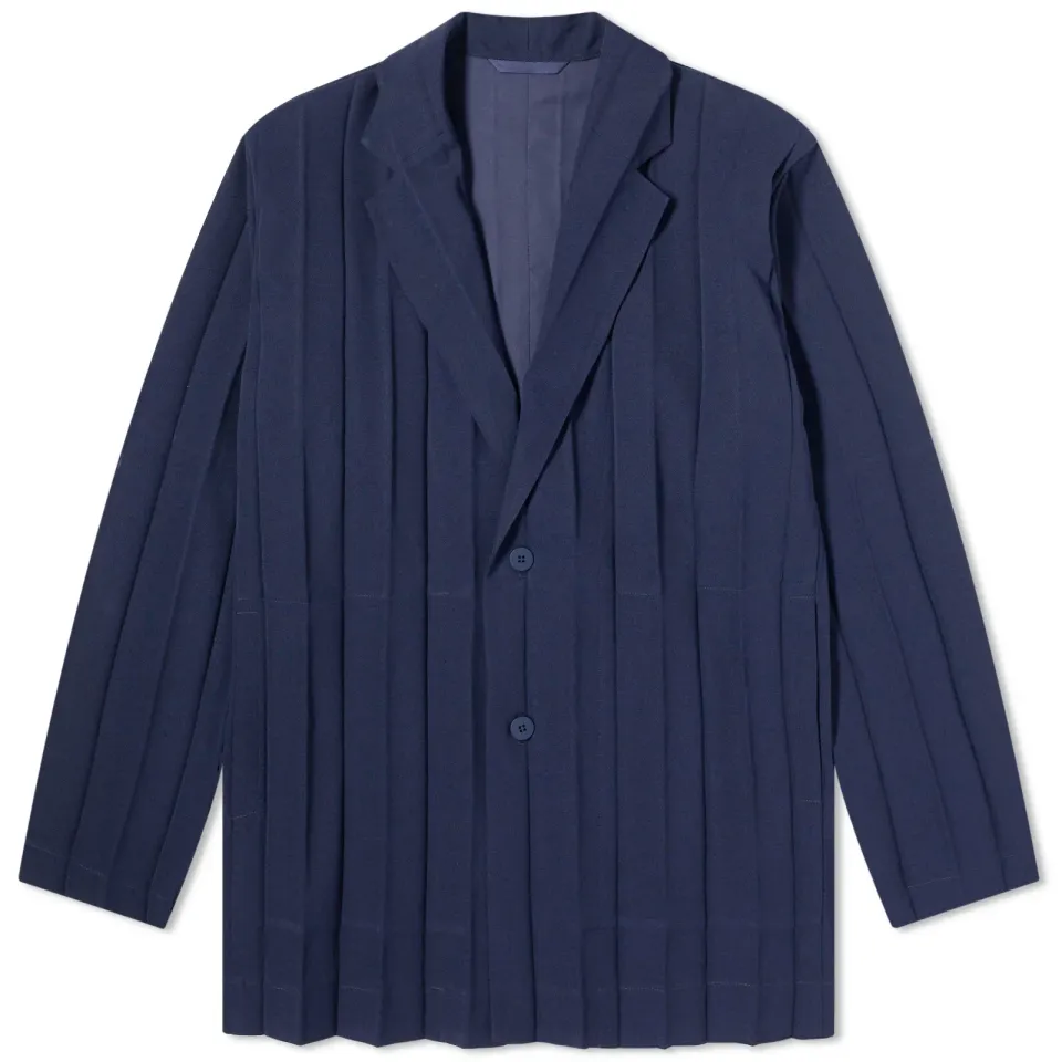 Pleated Edge Blazer