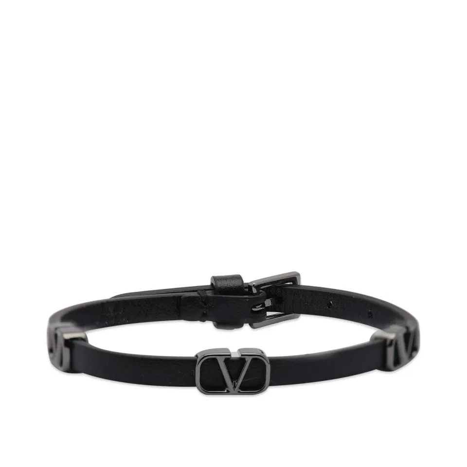 Small V Bracelet