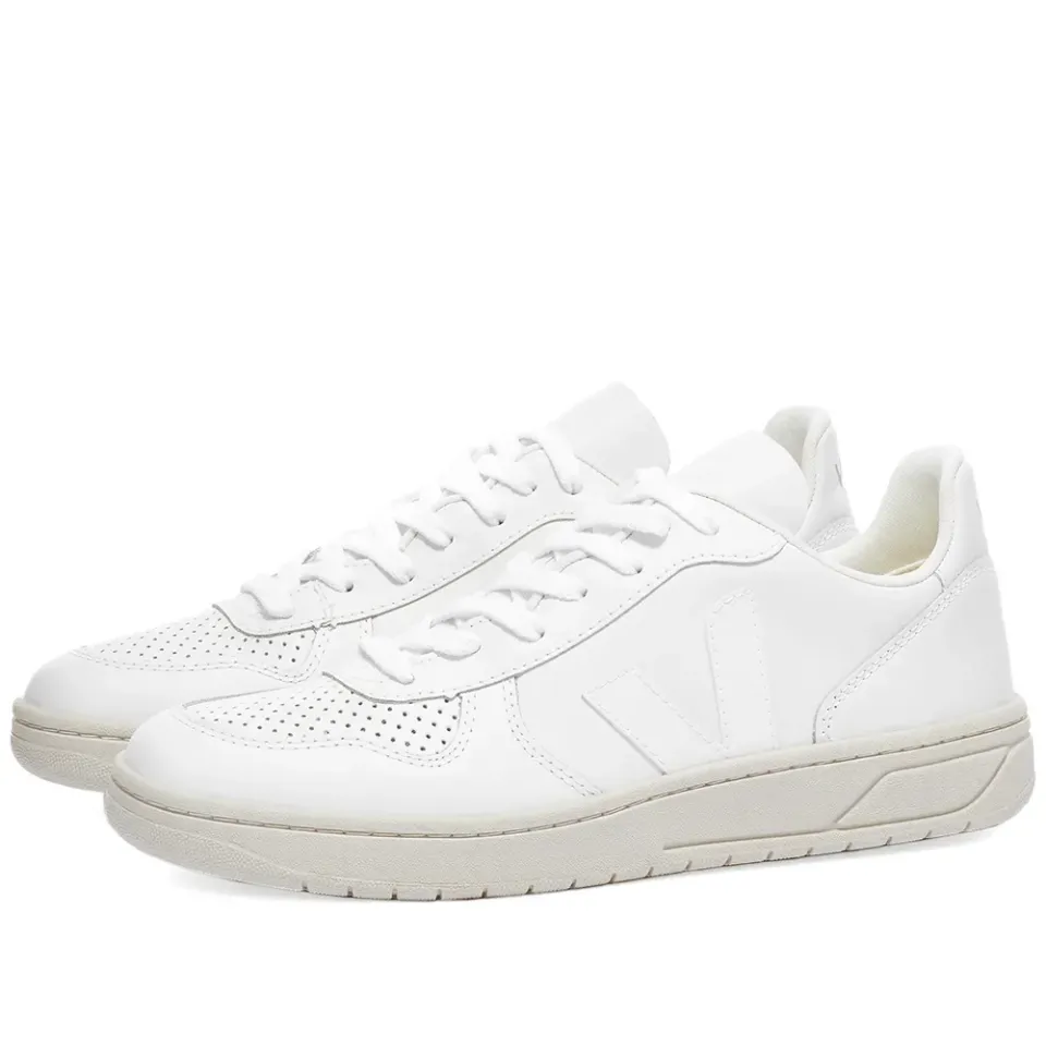 V-10 Sneaker
