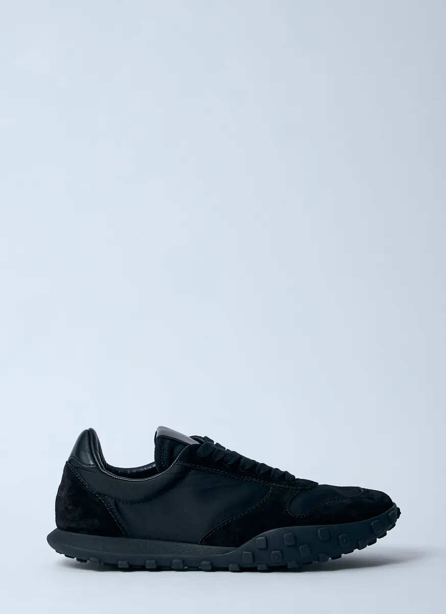 Low-Top Sneakers