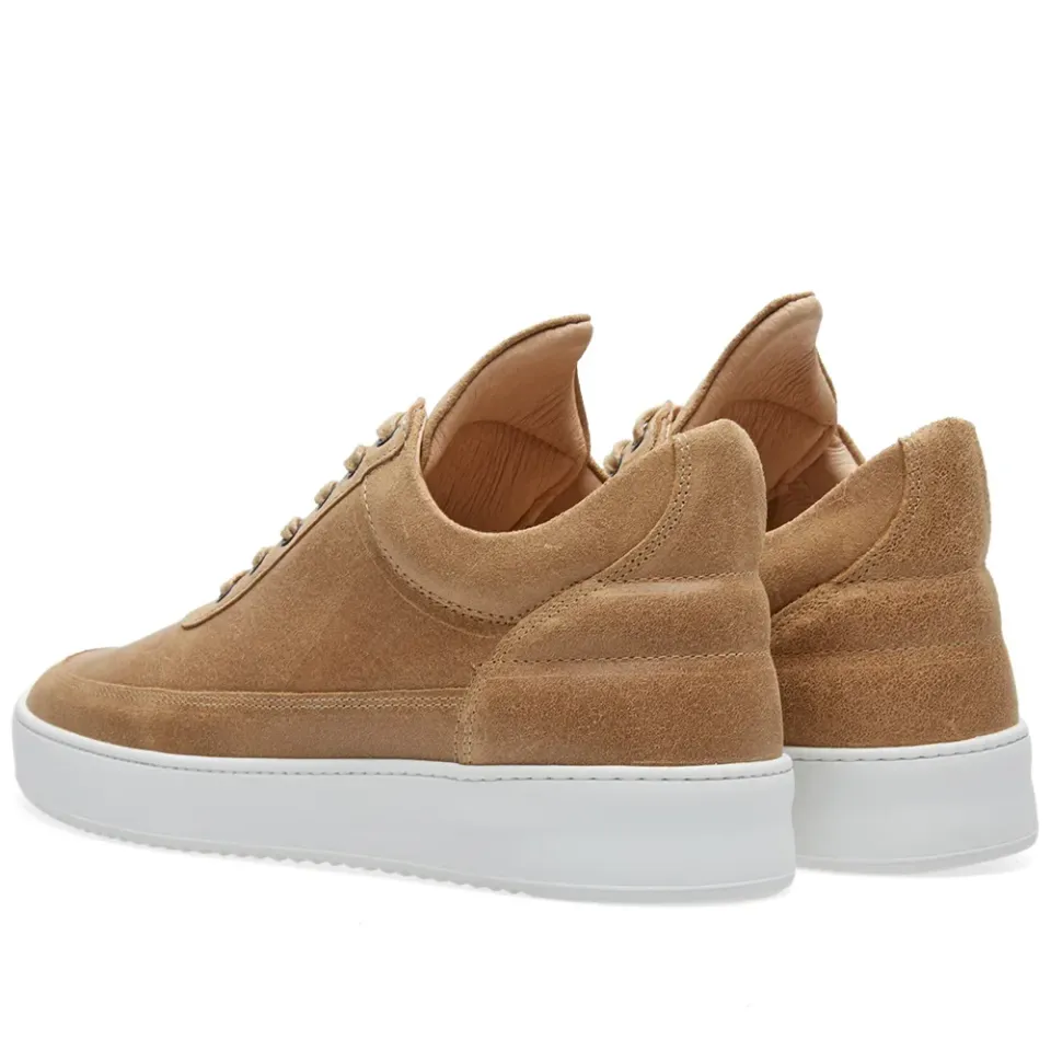 Low Top Sneaker