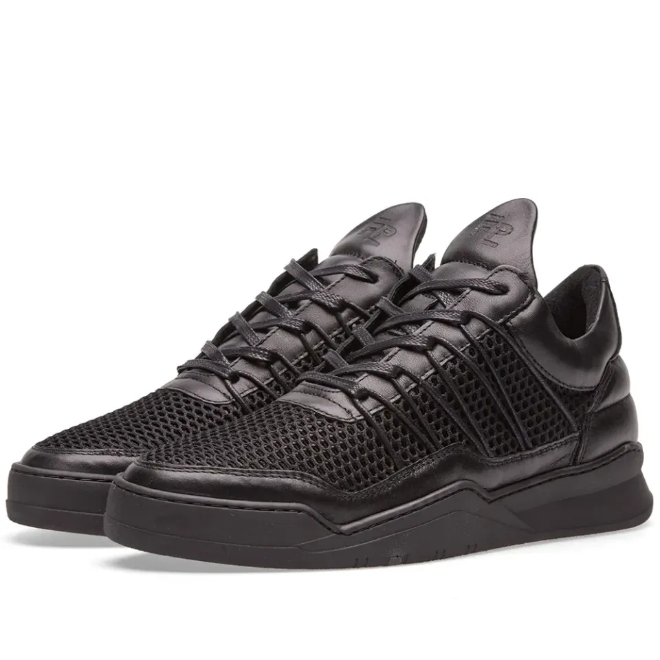 Low Top Sneaker