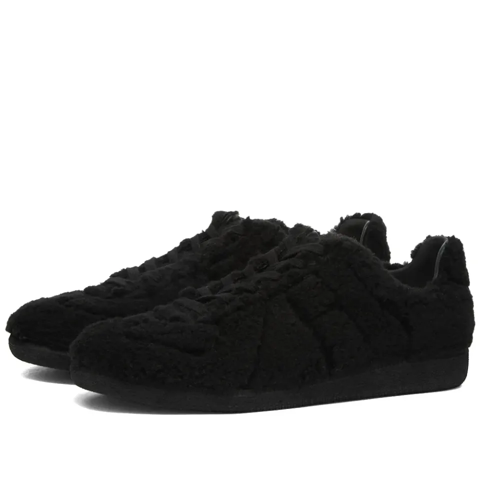 Fleece Replica Low Sneaker