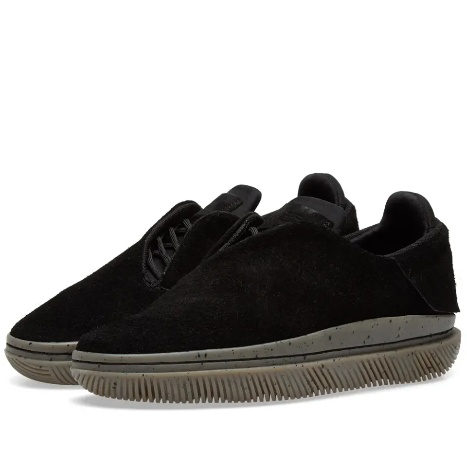 Jones Sneaker