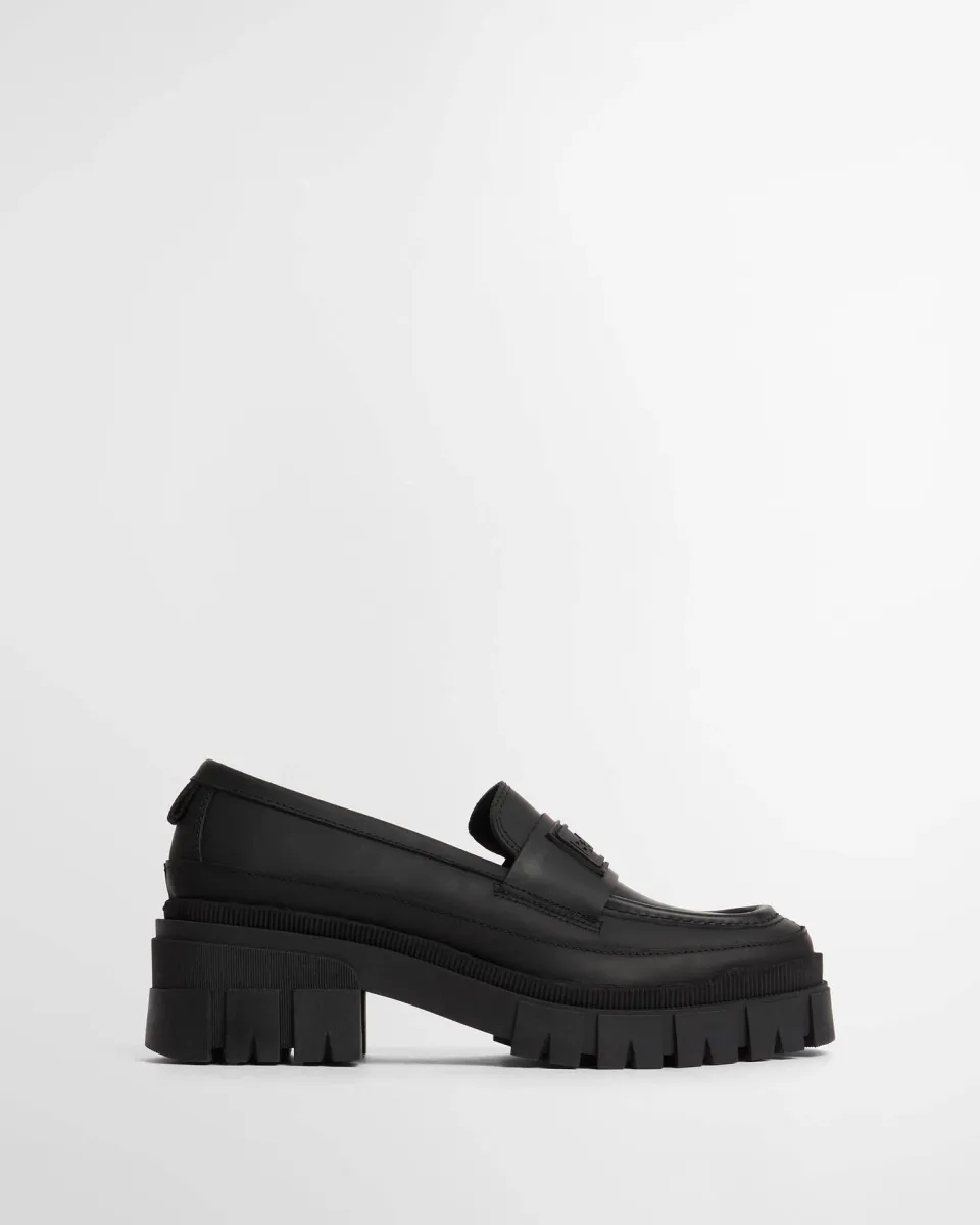 Sara Loafers