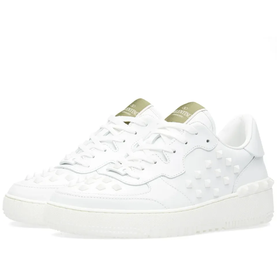 Rock Be Low Sneaker