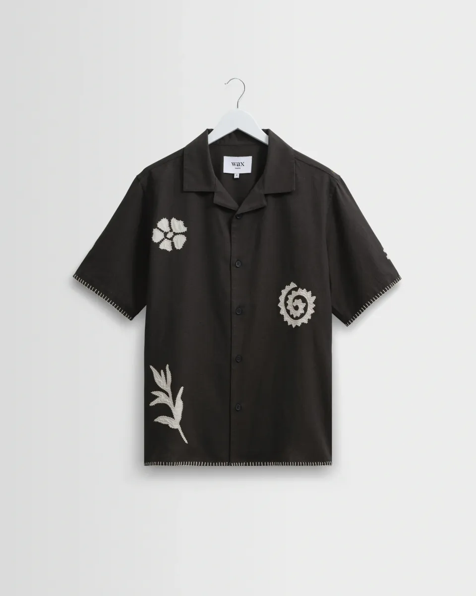 Didcot - Black Doodle Applique Short-Sleeve Shirt