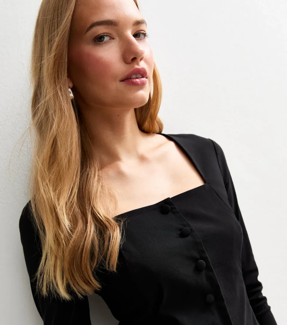 Women's Black Square Neck Button Up Long Sleeve Top