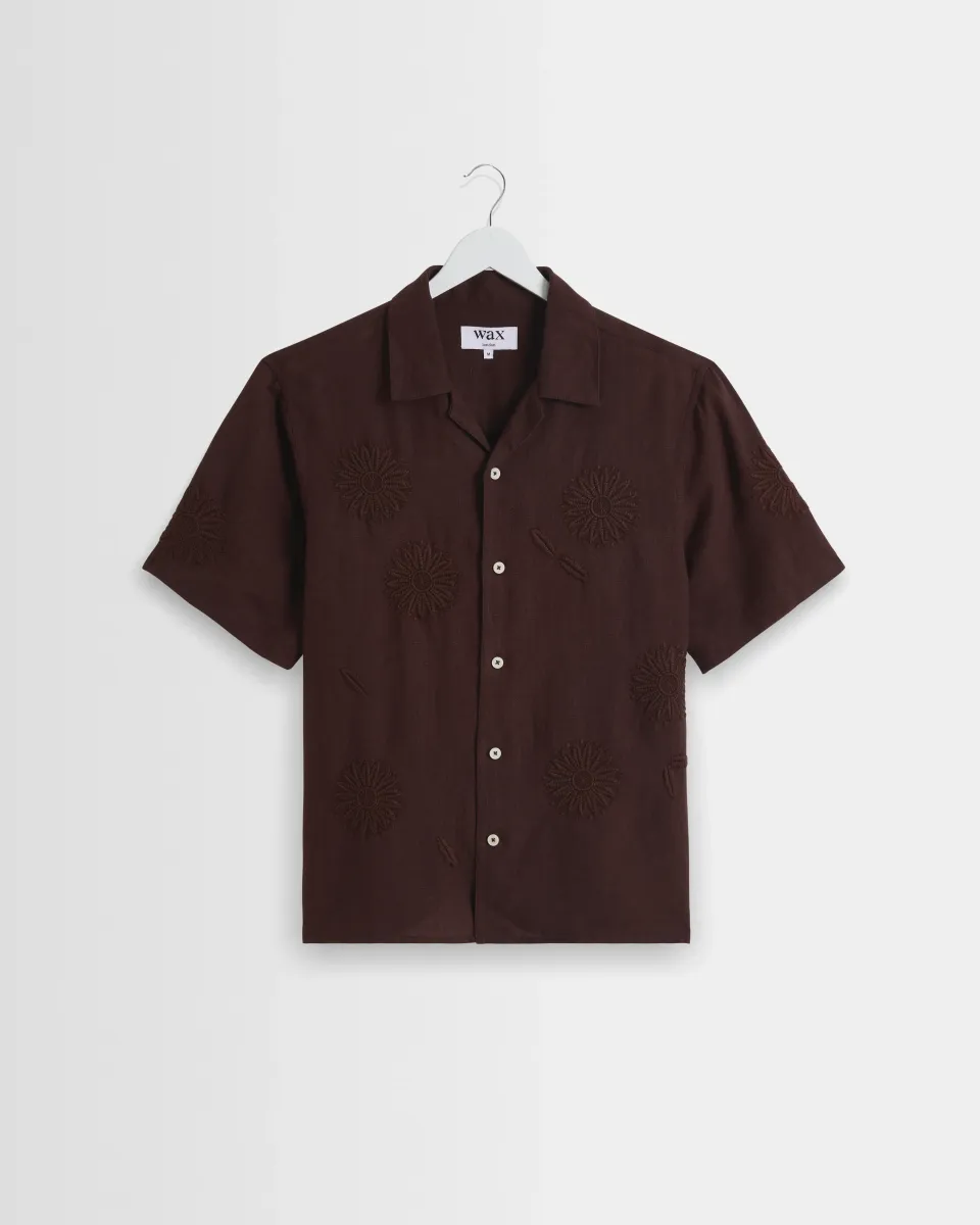 Didcot - Brown Flower Embroidered Short-Sleeve Shirt
