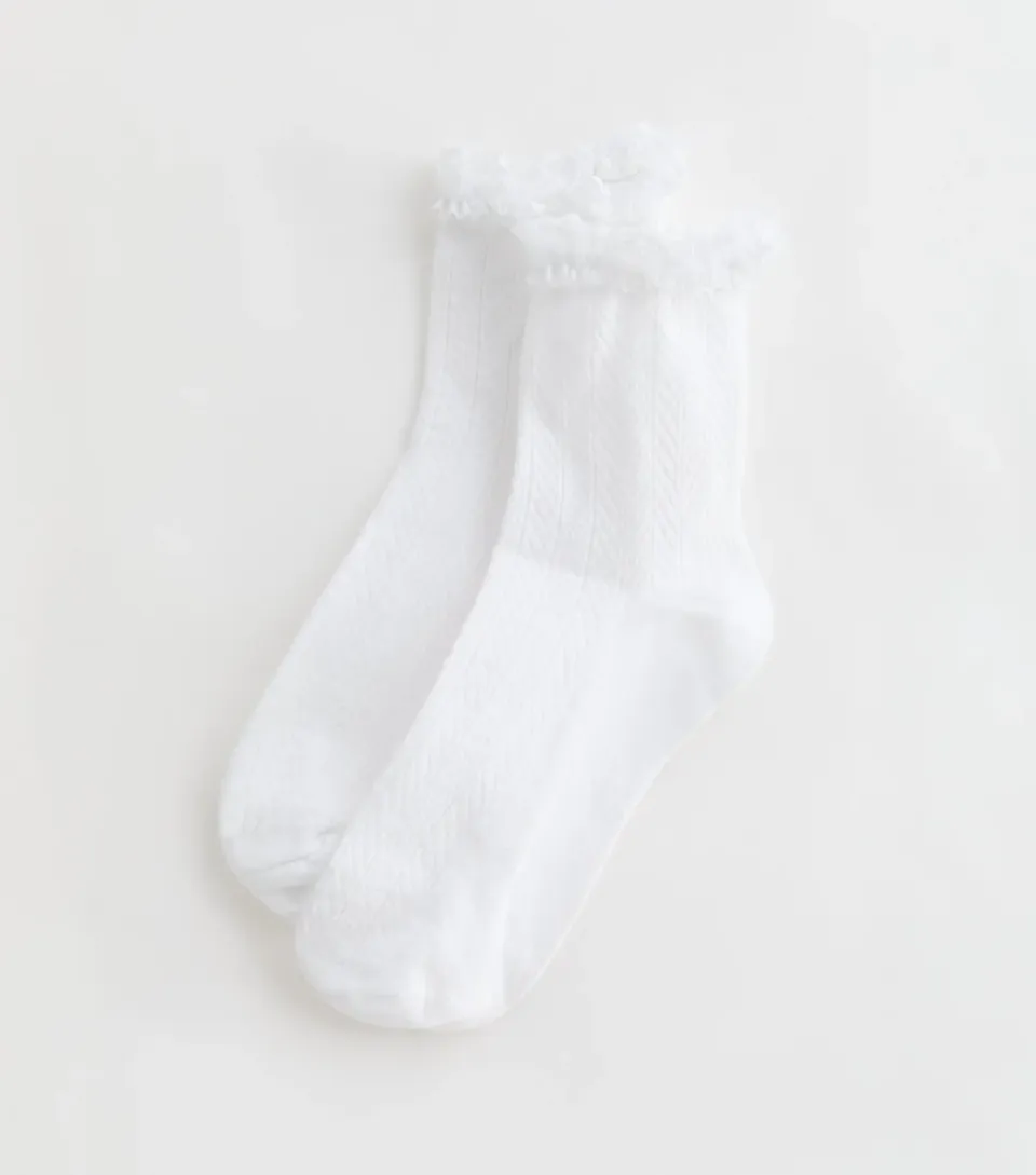 White Cable Frill Socks