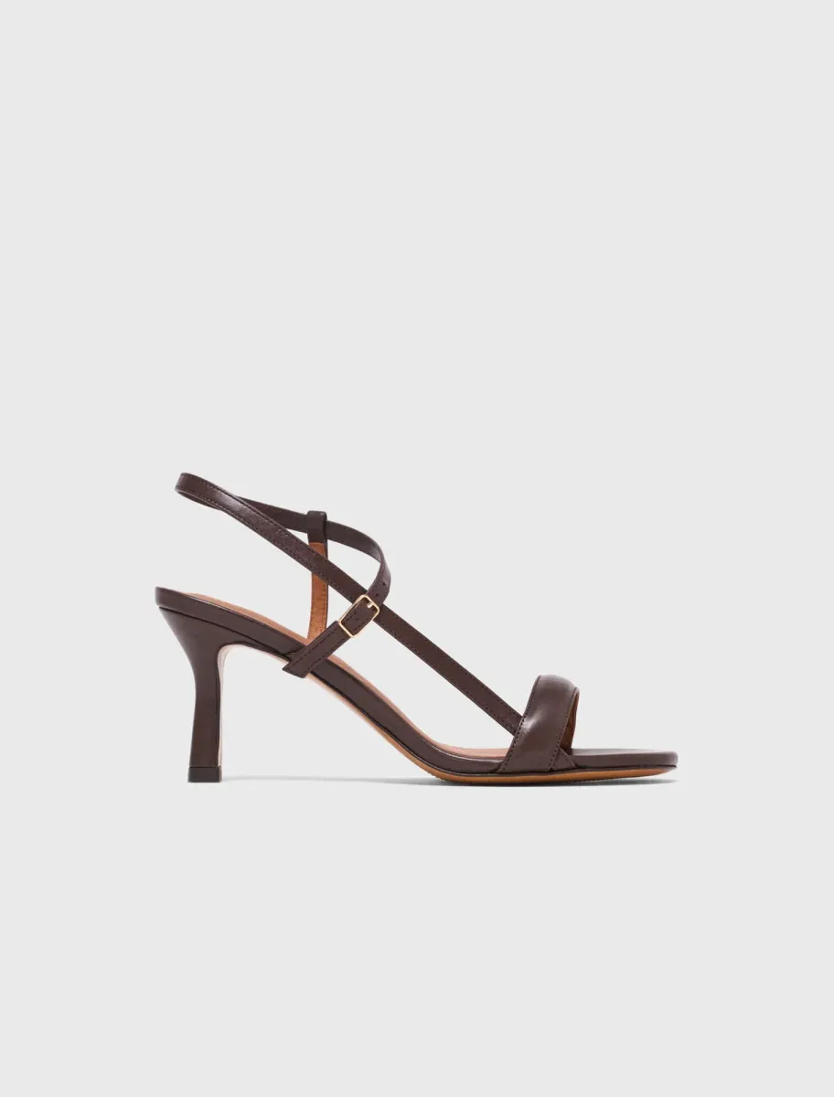 Strappy leather sandals