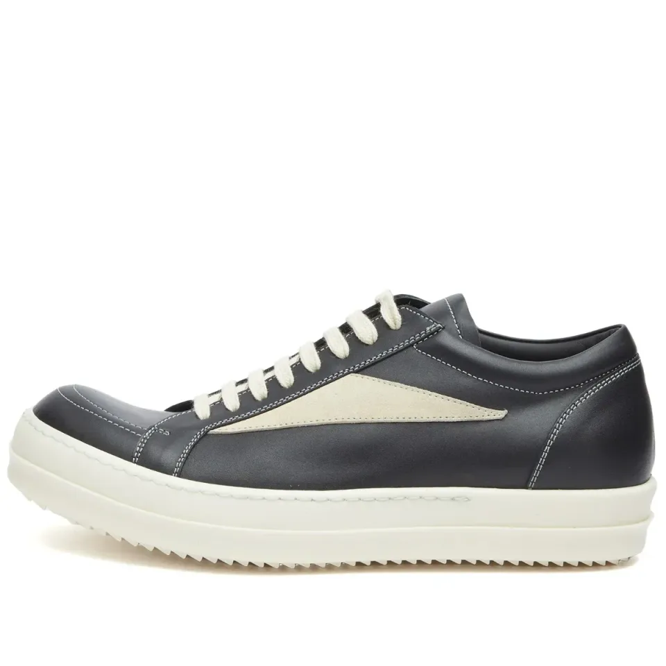 Low Sneakers
