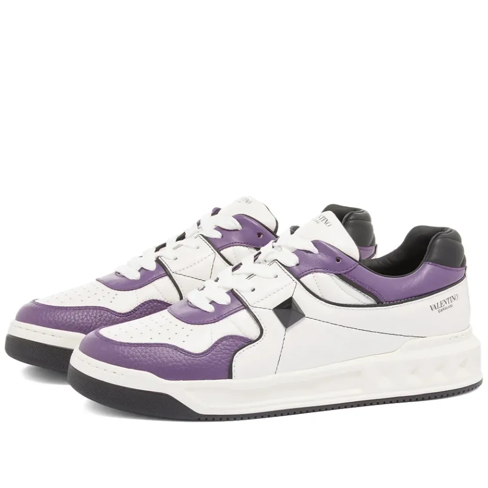 Low Top Roman Stud Sneaker