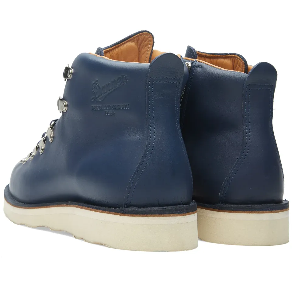 SOPHNET. x Danner Mountain Light Zip Boot
