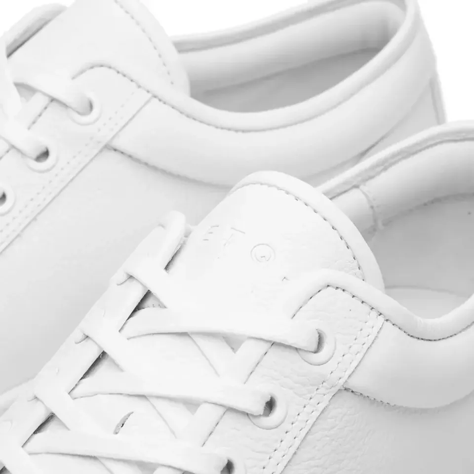 ETQ. Low Top 1 Sneaker