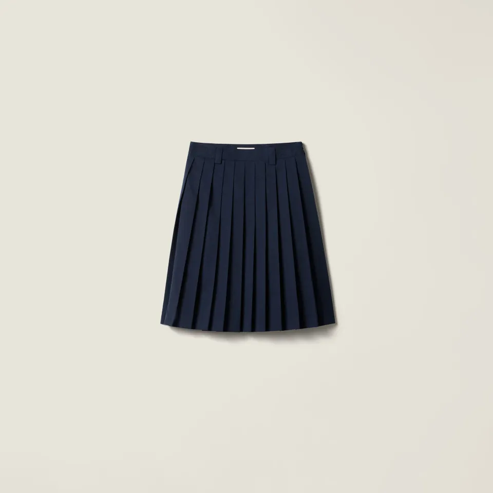 Pleated ripstop fabric skirt