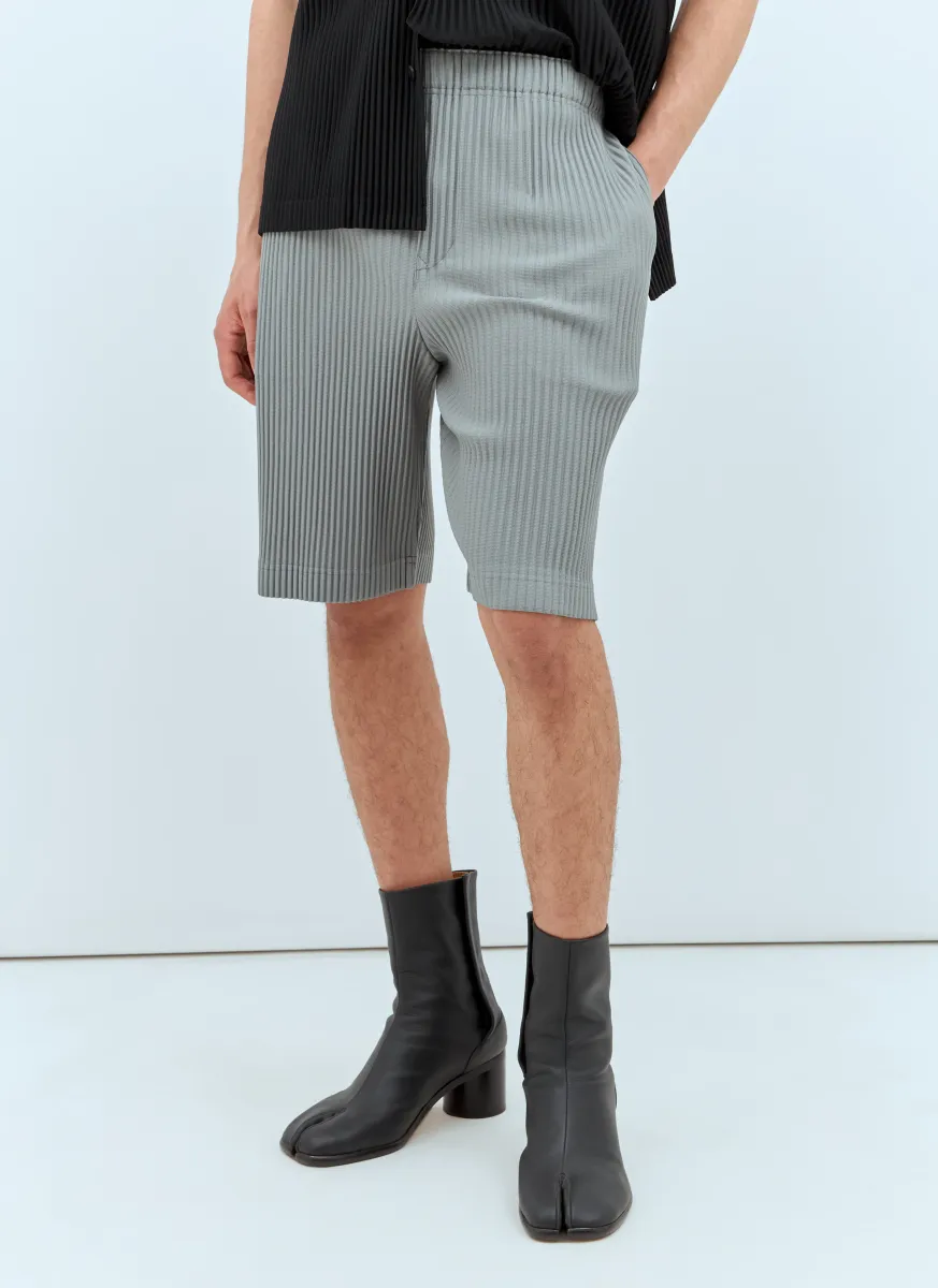 Pleated Shorts