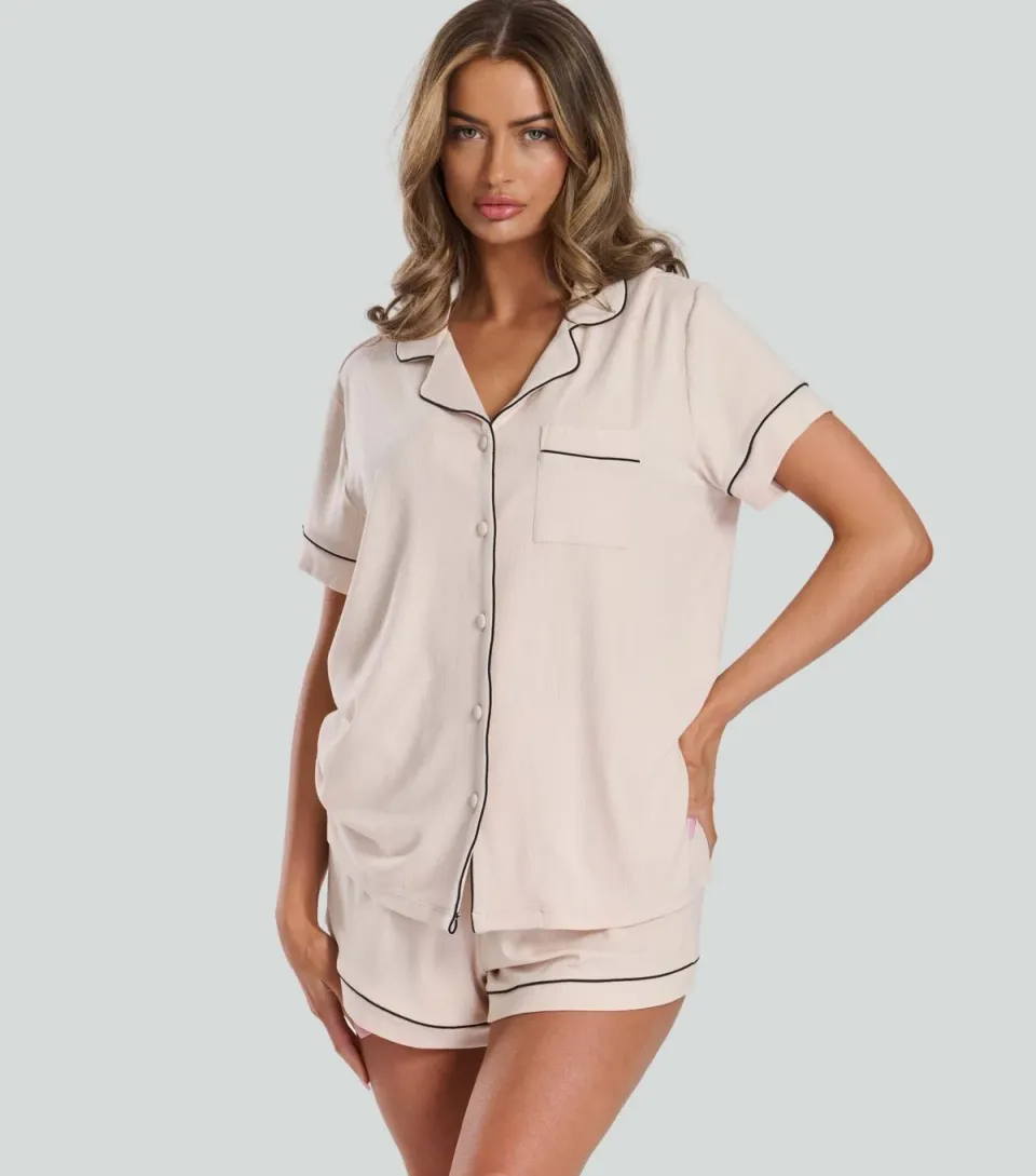 Women's Loungeable Cream Shirt and Shorts Pyjama Set